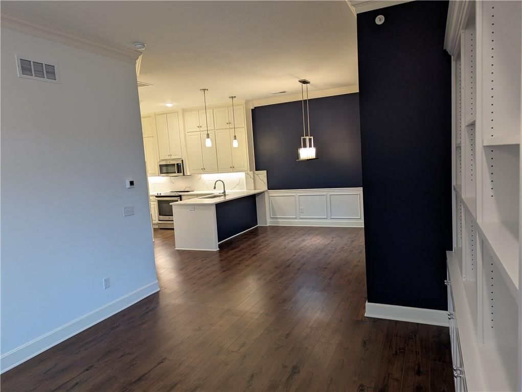 16010 GRANADA Street — photo 27