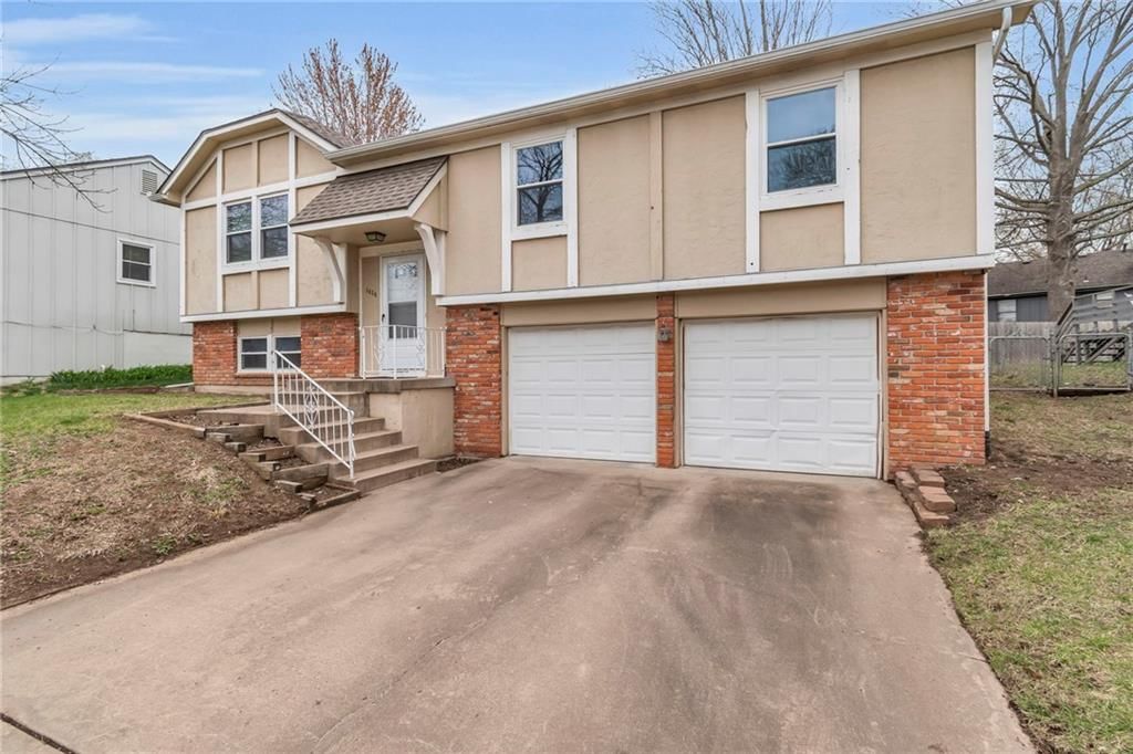 1420 S Apache Lane — photo 2