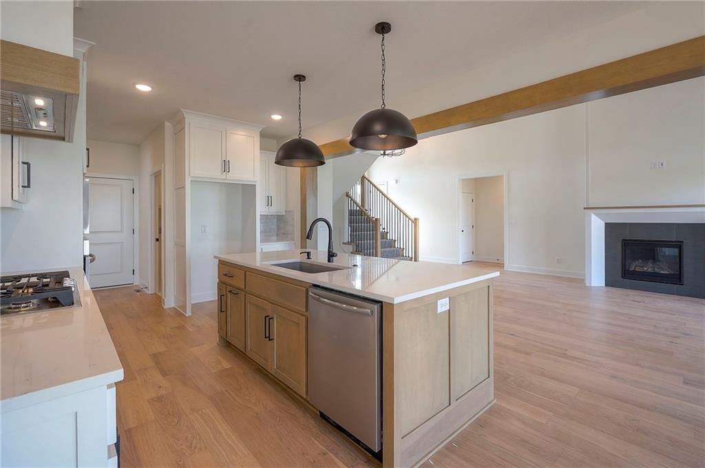 17416 Parkhill Street — photo 19