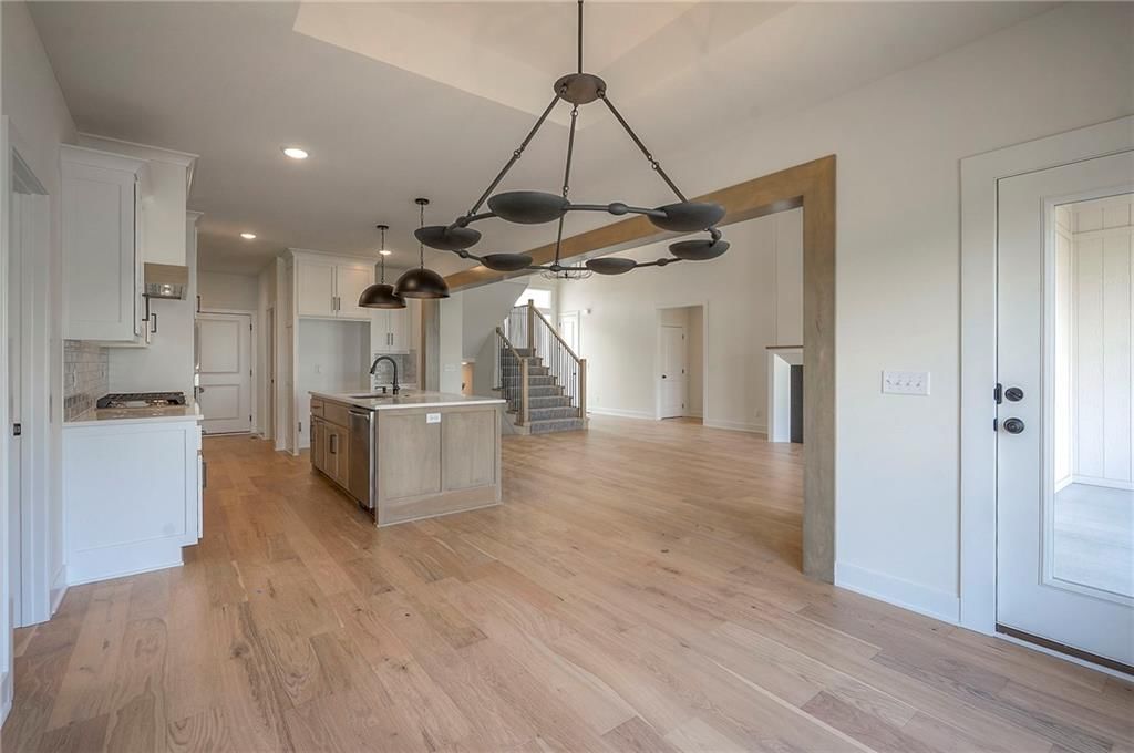 17416 Parkhill Street — photo 28