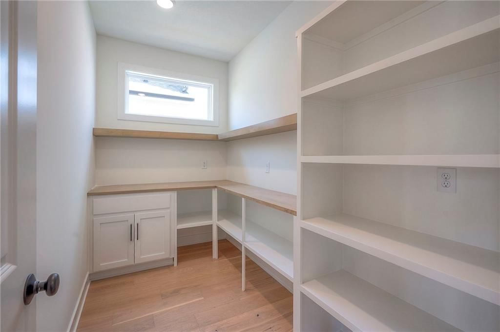 17416 Parkhill Street — photo 31