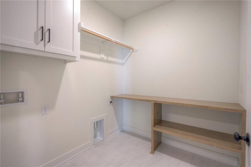 17416 Parkhill Street — photo 34