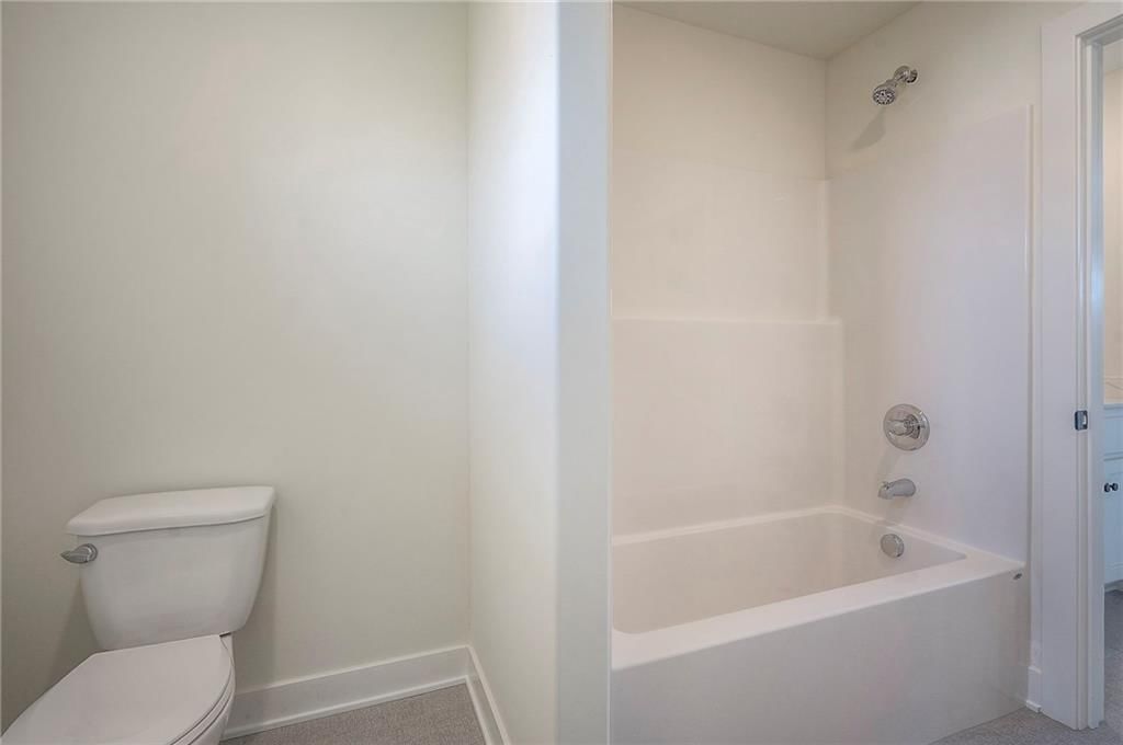 17416 Parkhill Street — photo 53