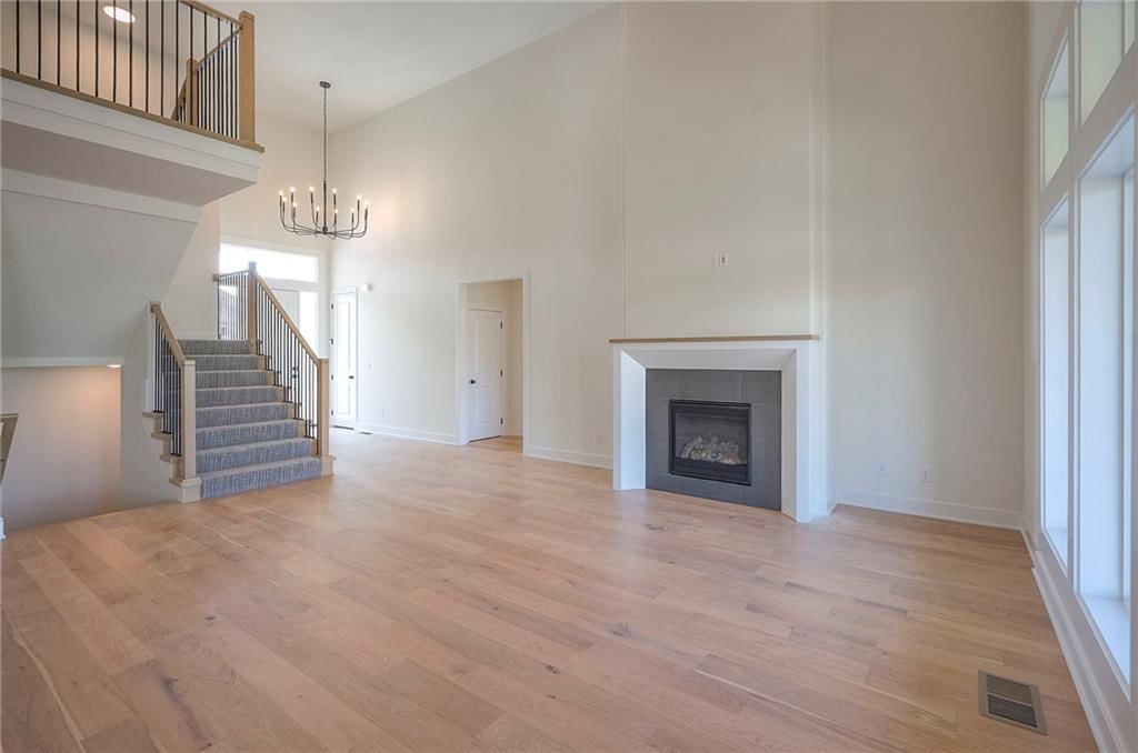 17416 Parkhill Street — photo 10