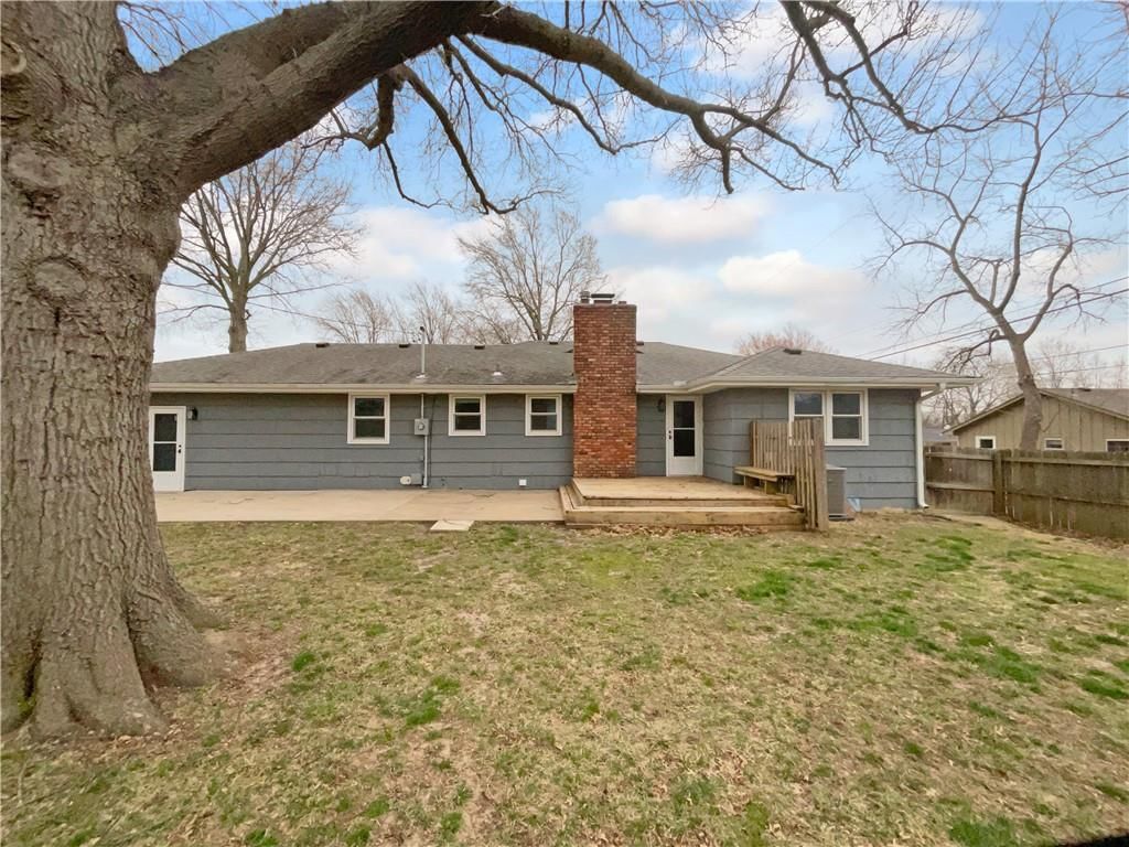 4932 S Grand Avenue — photo 20