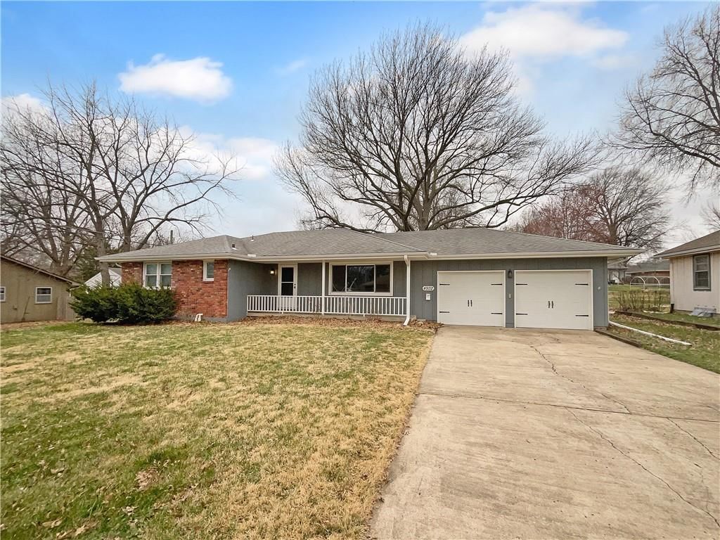 4932 S Grand Avenue — photo 9