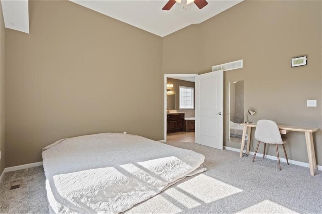 12204 Bennington Street — photo 20