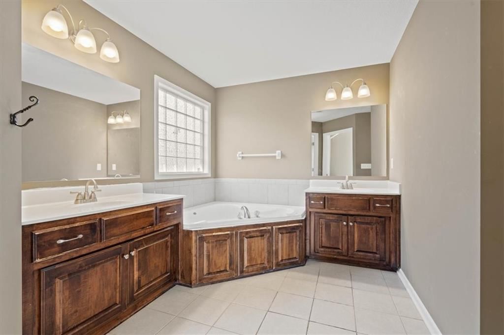12204 Bennington Street — photo 22