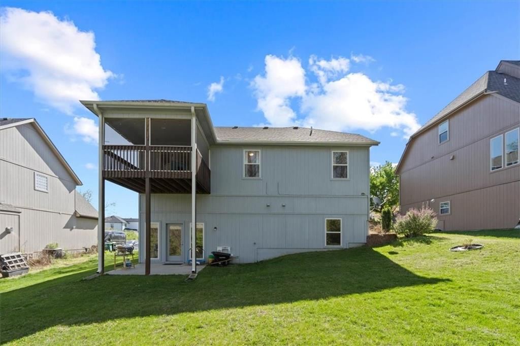 12204 Bennington Street — photo 35