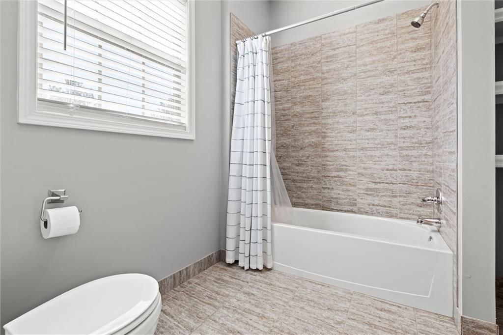 10906 W 169 Terrace — photo 35