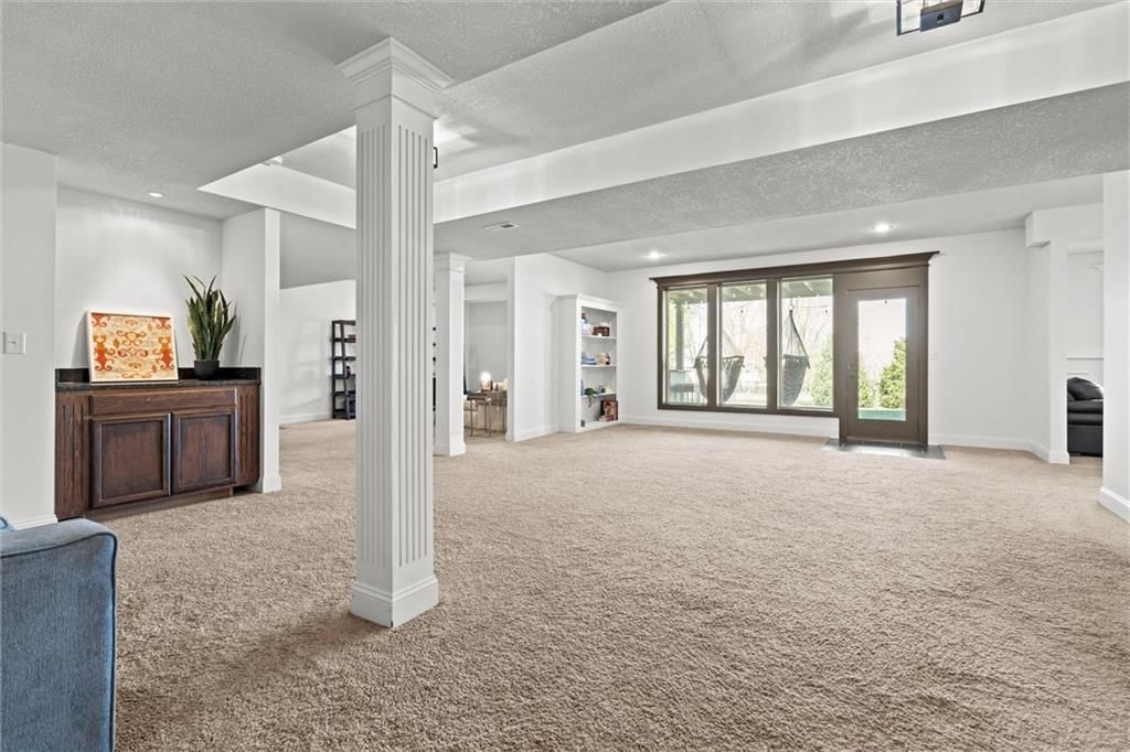 10906 W 169 Terrace — photo 41
