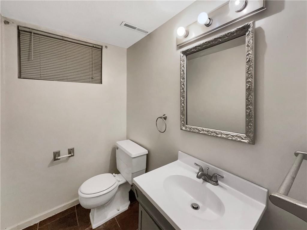 12001 E 56th Street — photo 23