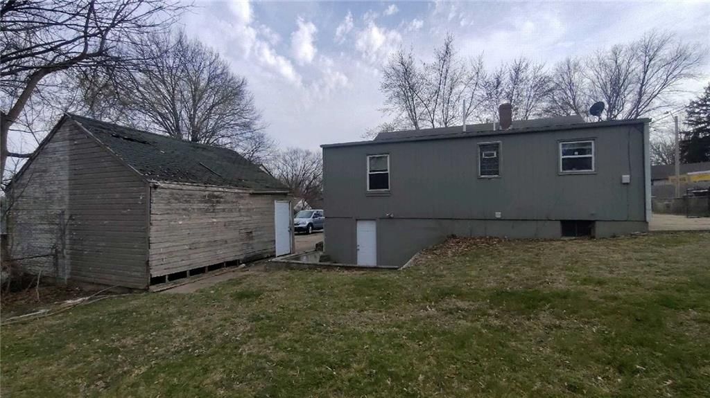 7802 E 49th Street — photo 10