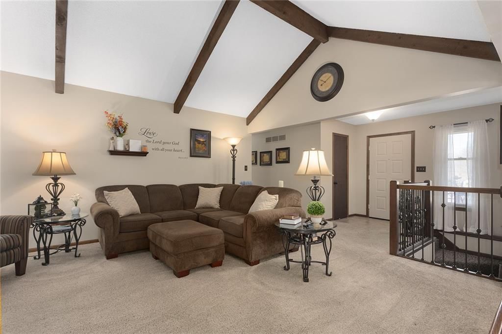 2721 S Coachman Drive — photo 5