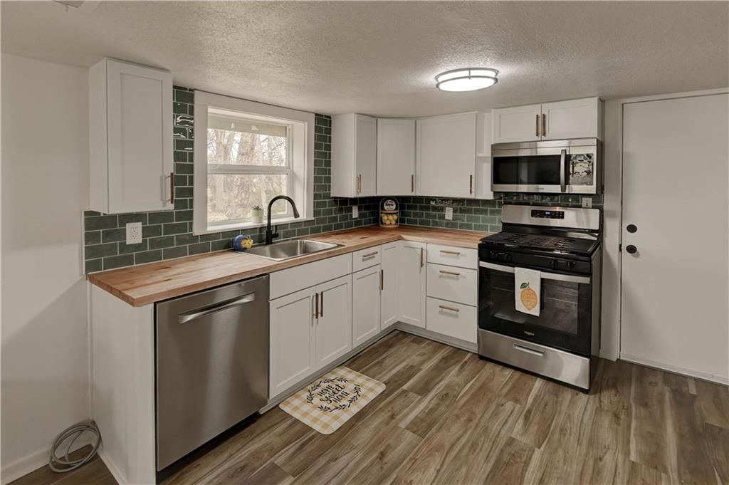 1204 E Stone Street — photo 12