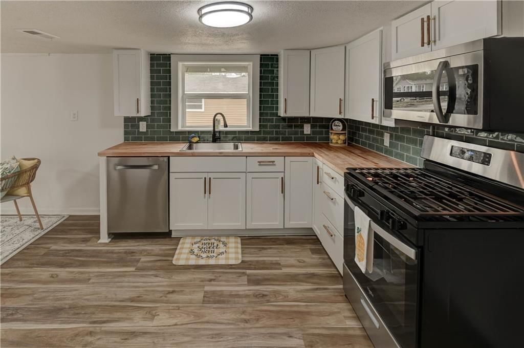 1204 E Stone Street — photo 13