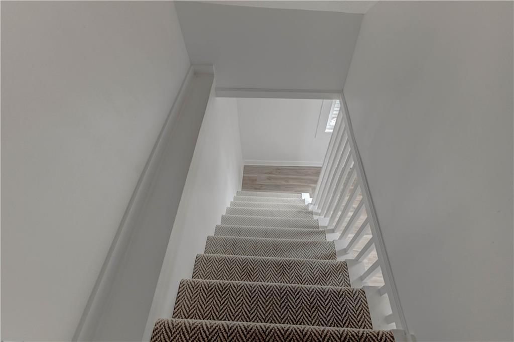 1204 E Stone Street — photo 25