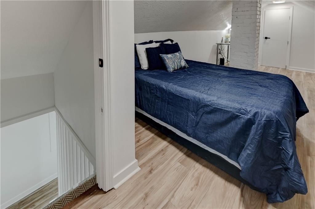 1204 E Stone Street — photo 26