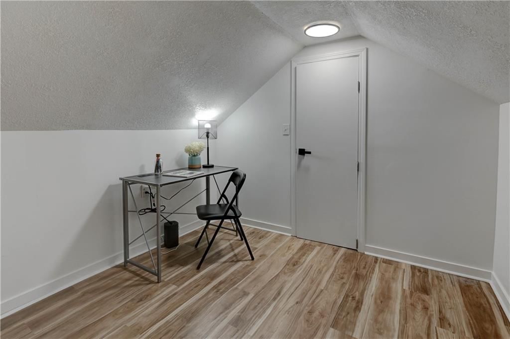 1204 E Stone Street — photo 28