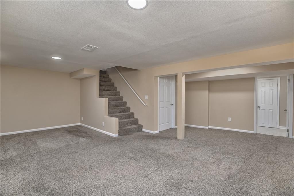 8605 Elm Avenue — photo 22