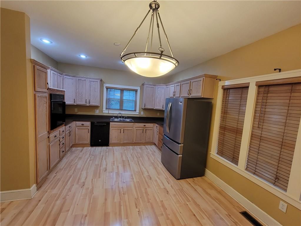 5324 Woodland Avenue — photo 9