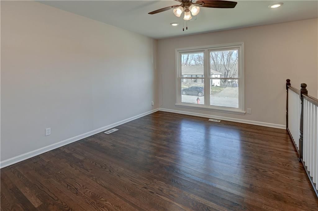8627 E 96th Place — photo 4