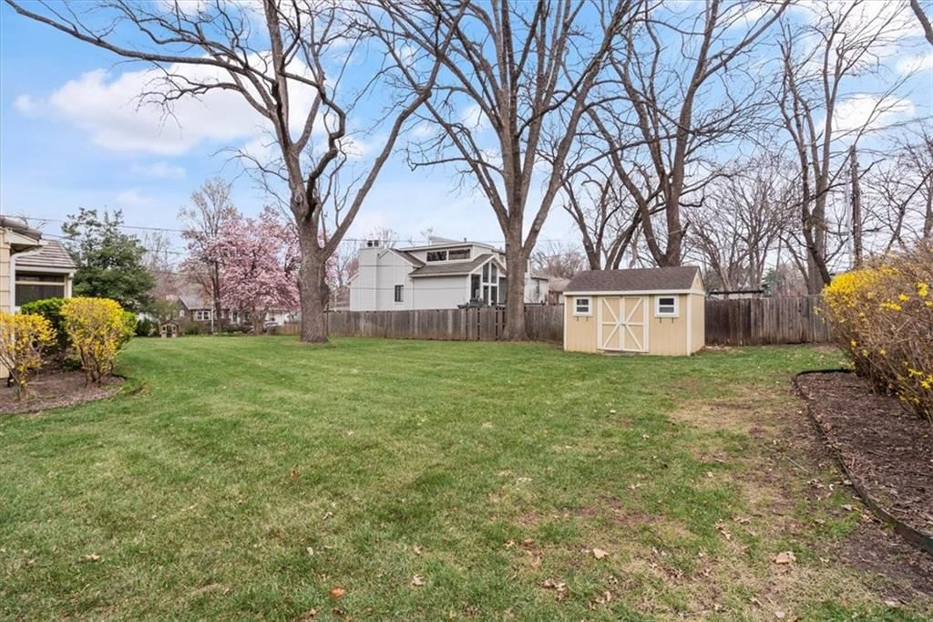 6801 BEVERLY Street — photo 28