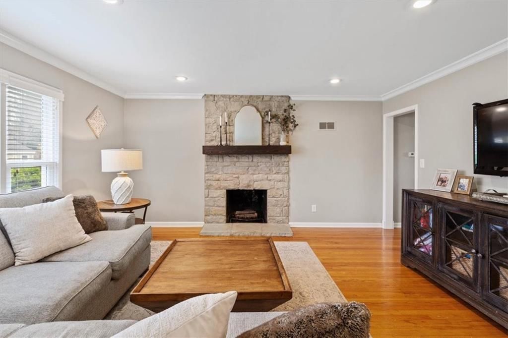 6801 BEVERLY Street — photo 7