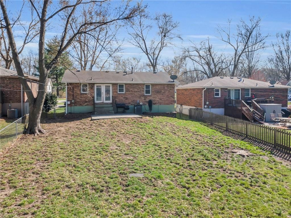 608 NE 113 Terrace — photo 23