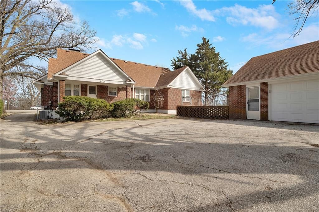 15430 E US 24 Highway — photo 43