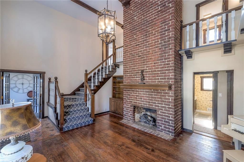 10600 Farley Street — photo 14