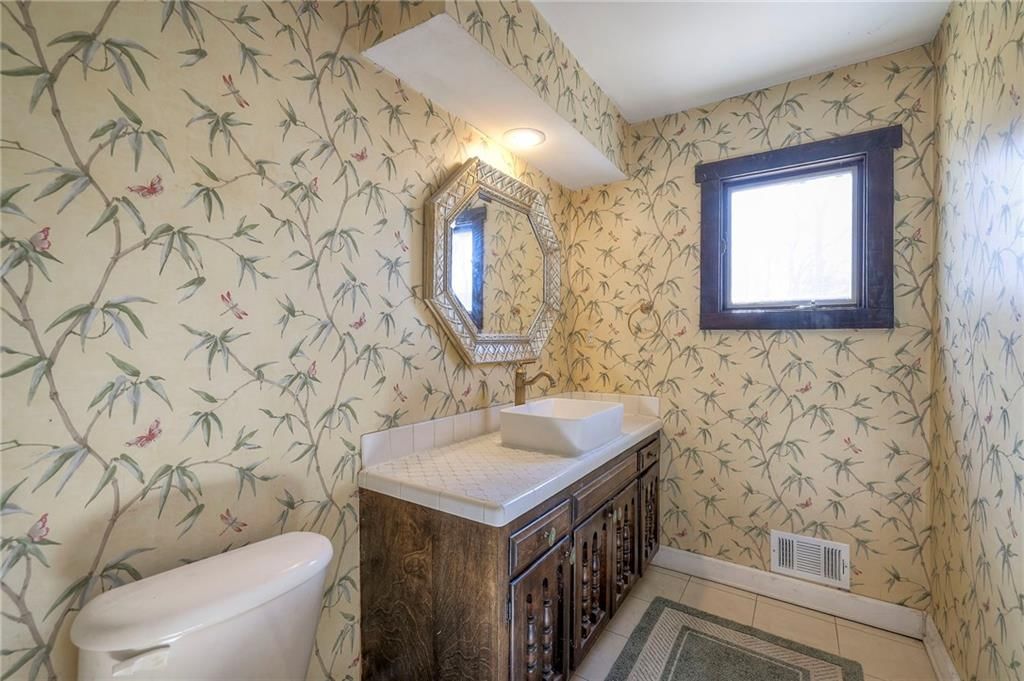 10600 Farley Street — photo 27