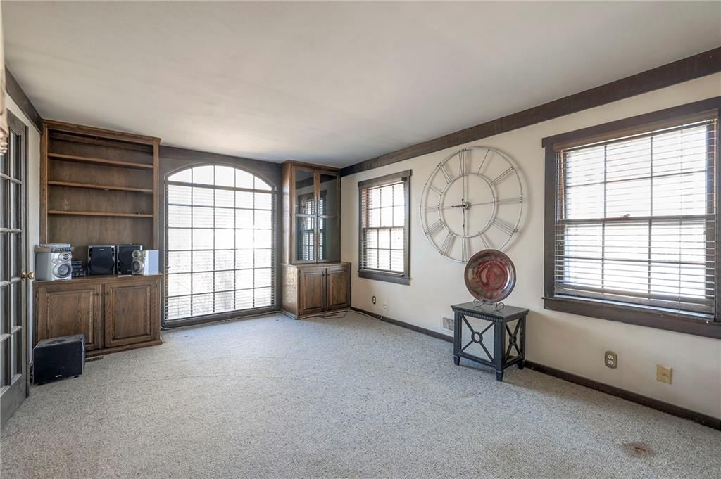 10600 Farley Street — photo 38