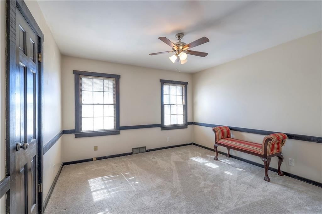 10600 Farley Street — photo 47