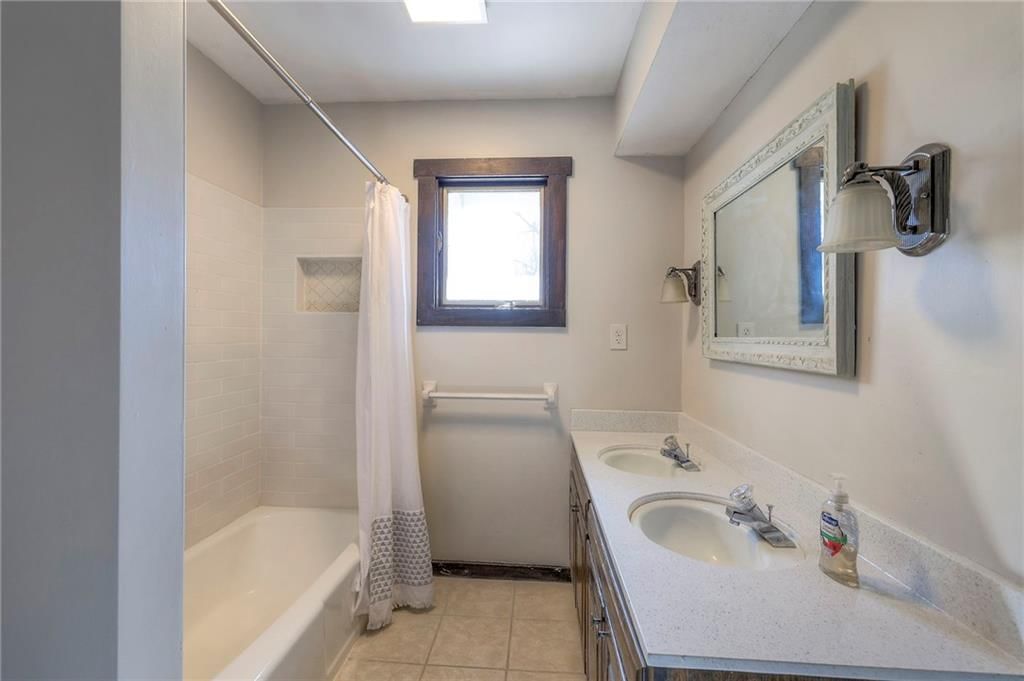 10600 Farley Street — photo 49