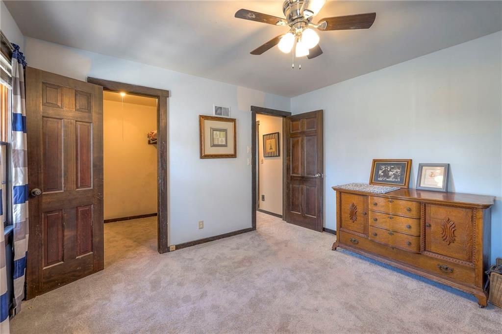 10600 Farley Street — photo 56