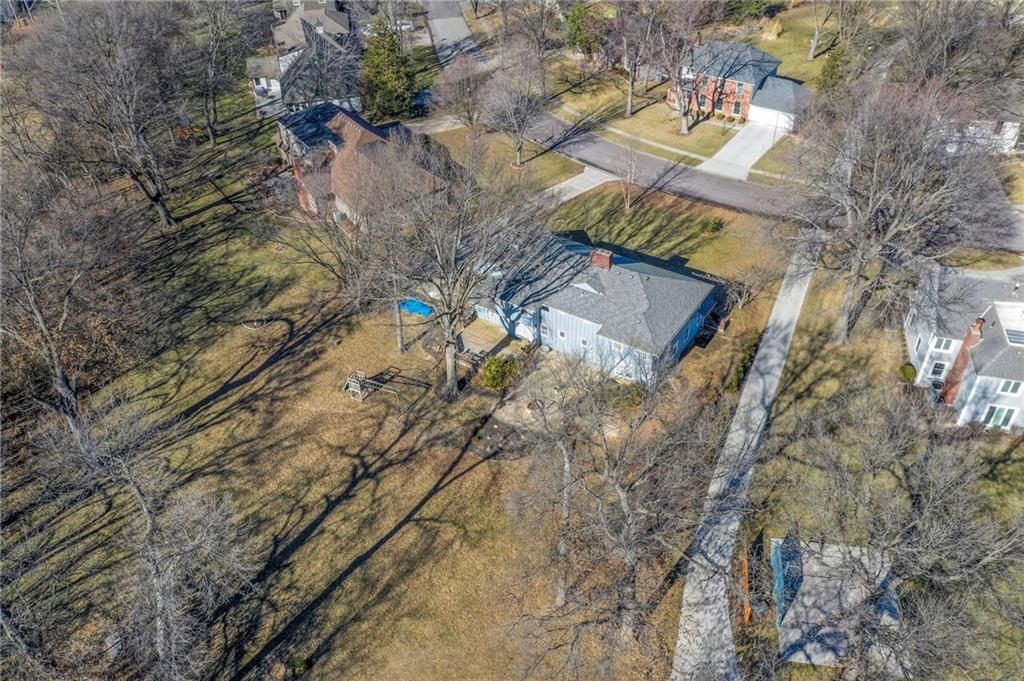 10600 Farley Street — photo 77