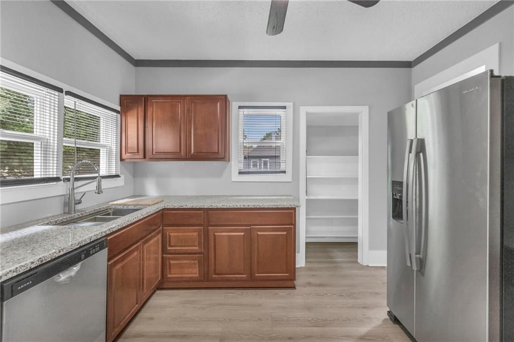 546 S Crescent Avenue — photo 11