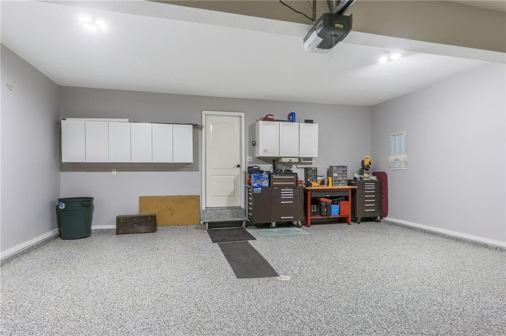 7346 N Booth Avenue — photo 32
