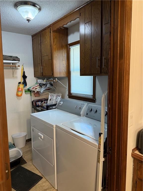 606 E Oak Street — photo 18