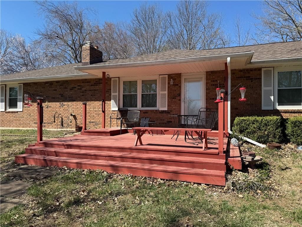 606 E Oak Street — photo 31