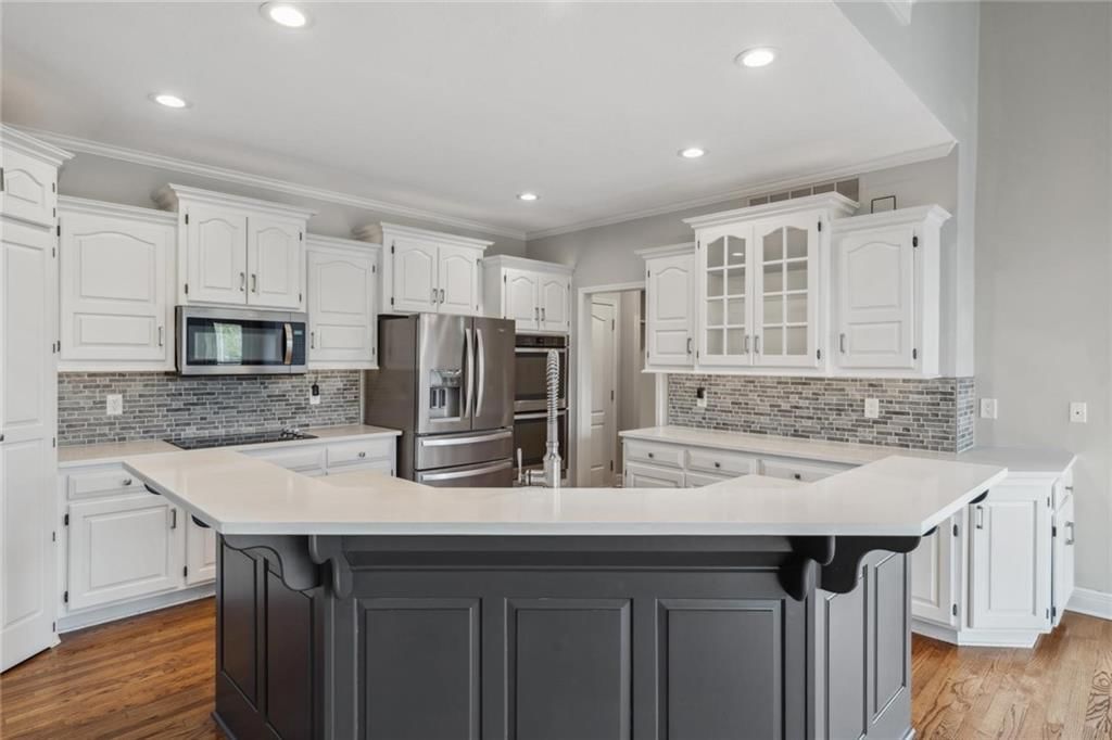 14317 Outlook Street — photo 10