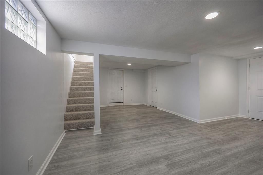 481 Meadowbrook Road — photo 15