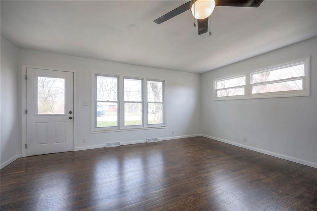 481 Meadowbrook Road — photo 4