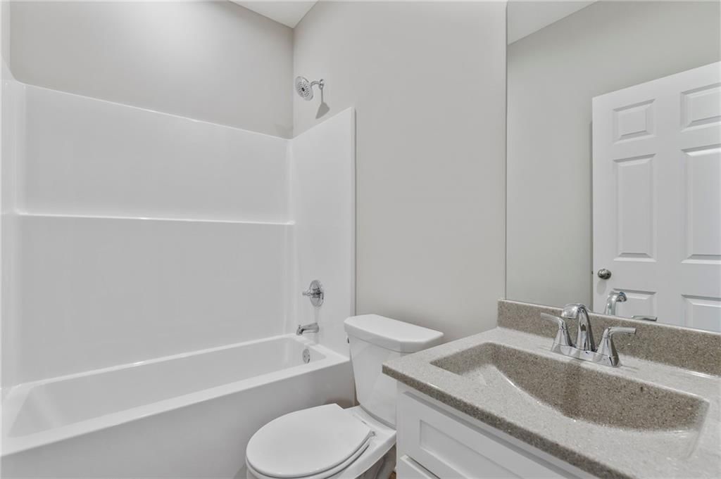 840 E Hamblin Street — photo 13