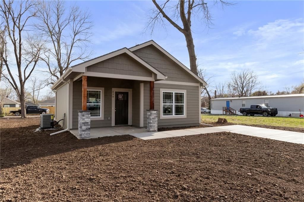 840 E Hamblin Street — photo 28