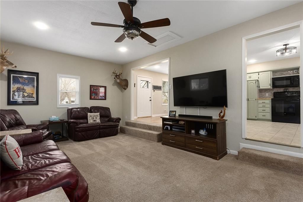 258 S Raum Street — photo 17