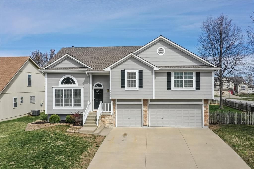 1110 Camelot Drive — photo 33