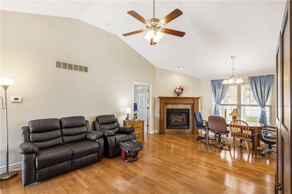 2706 Wabash Drive — photo 17