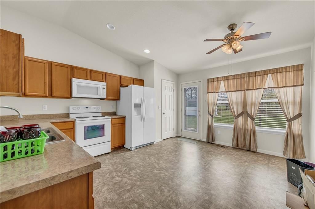 809 Hollis Avenue — photo 8